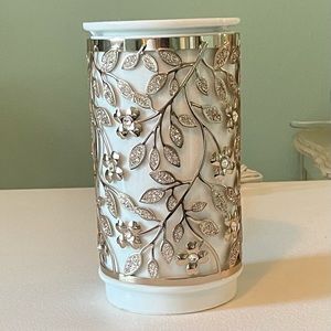 Bath and Body Works plug in with cord scent warmer